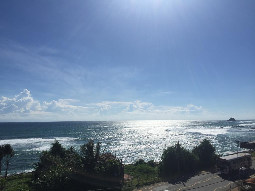 Hotel Cheeky Monkey Surf Camp Weligama Zewnętrze zdjęcie