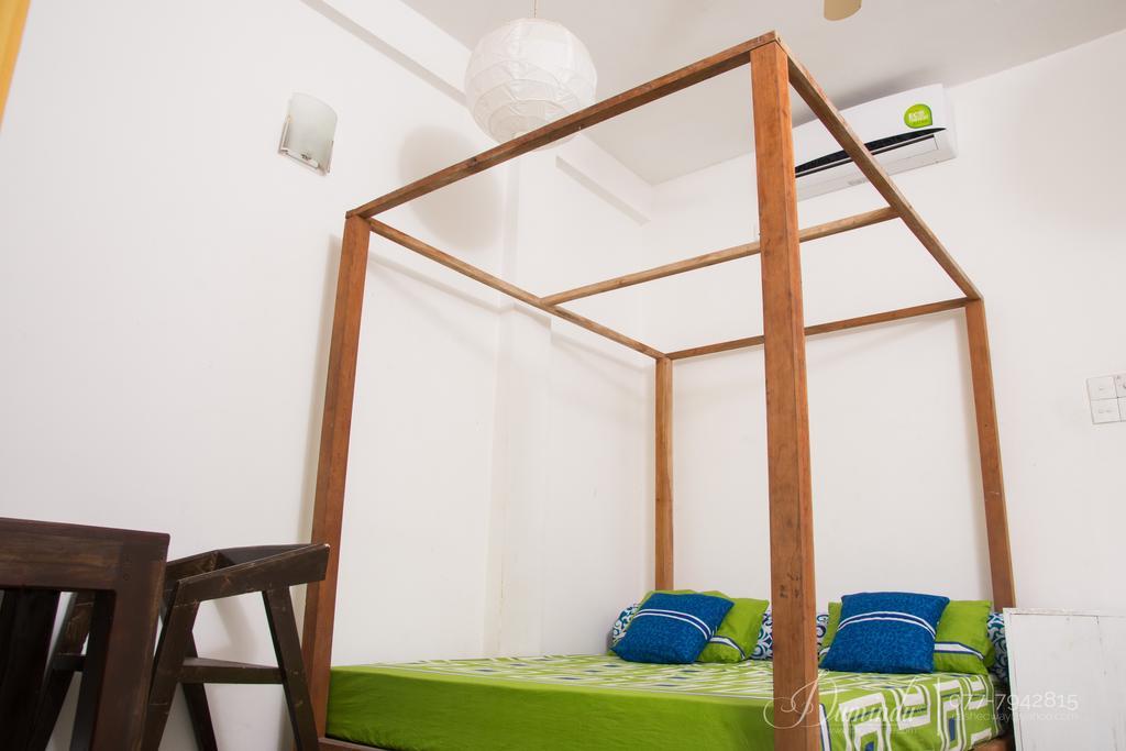 Hotel Cheeky Monkey Surf Camp Weligama Zewnętrze zdjęcie