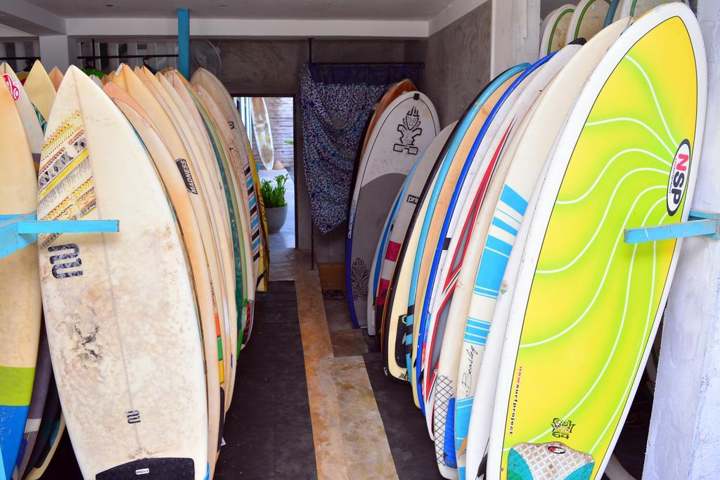 Hotel Cheeky Monkey Surf Camp Weligama Zewnętrze zdjęcie