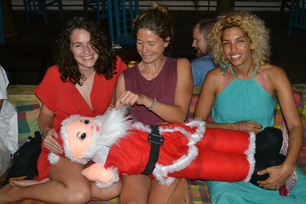 Hotel Cheeky Monkey Surf Camp Weligama Zewnętrze zdjęcie